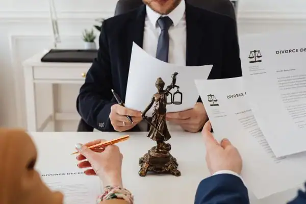 our fees Lincoln from EH Mediation - image of couple in joint mediation meeting